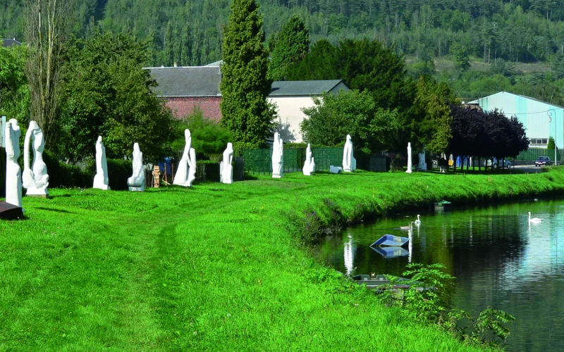 Aubrives : Le Joyau Caché de la Rive Gauche