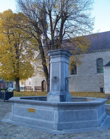 Chooz : Au Cœur de la Boucle de Meuse et de l’Énergie