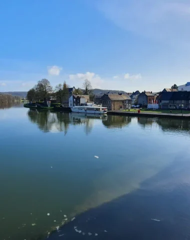 Vireux-Wallerand : Le Cœur Battant du Viroquois