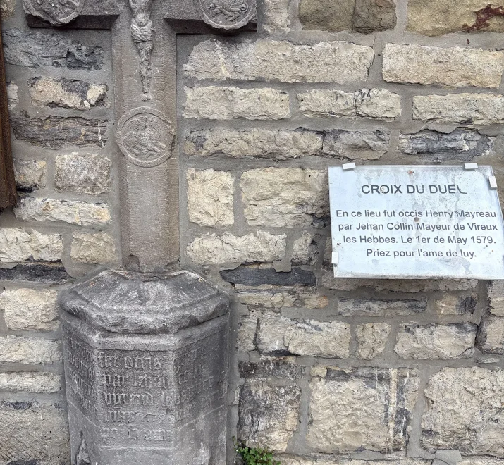 La Croix du Duel à Hierges : l&rsquo;histoire d&rsquo;un homicide devenu monument